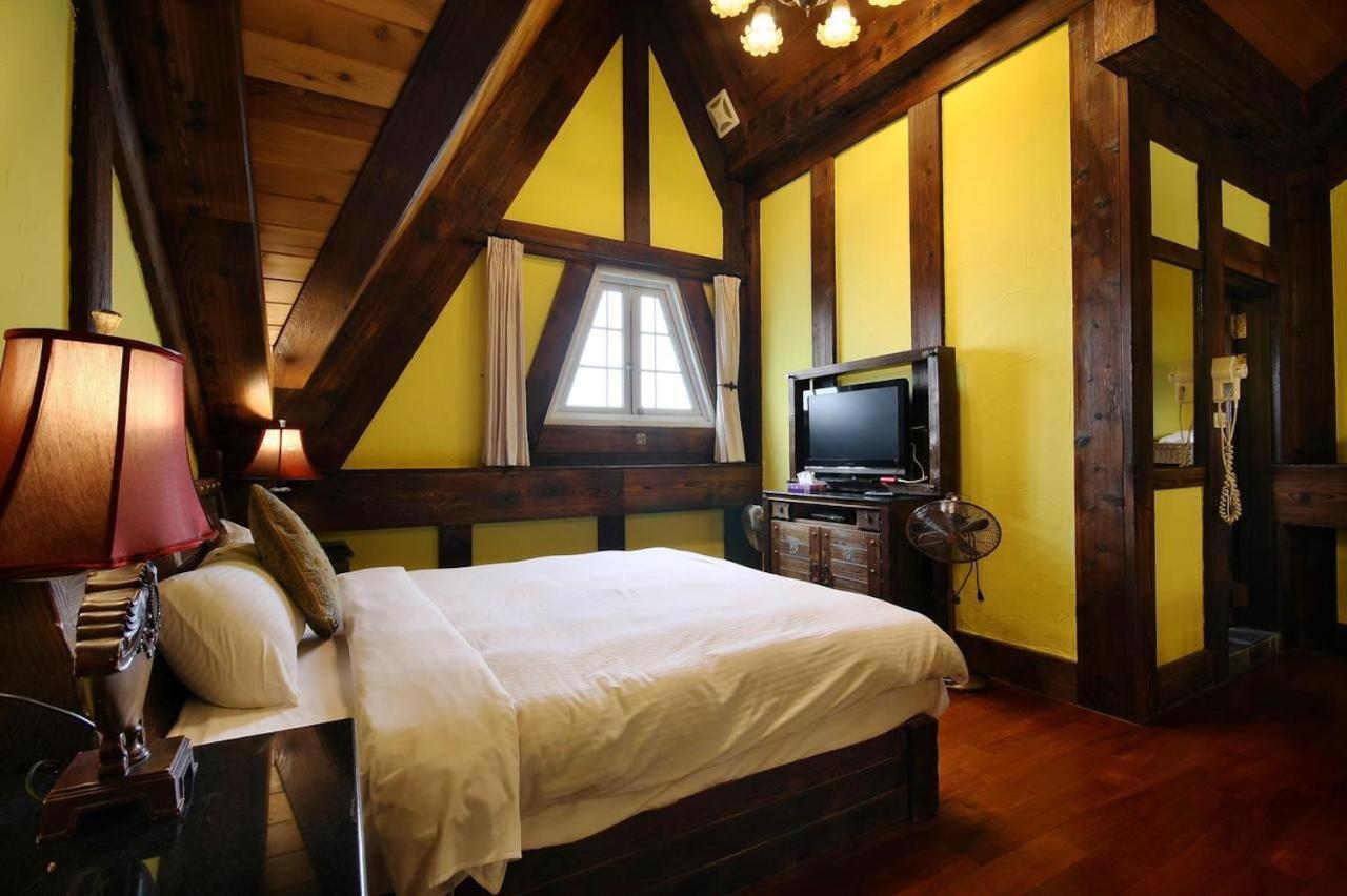 โพรวองซ์ โรส ลอดจ์ อิน ชิง จิง บีแอนด์บี Bed & Breakfast เหรินอ้าย ภายนอก รูปภาพ